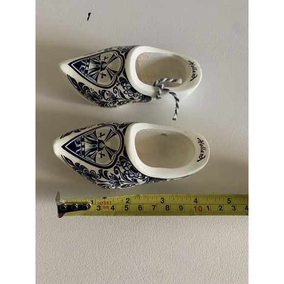 Delft Blue WOODEN DUTCH SHOE w/o PIN CUSHION Collectible Made in Holland - Picture 2 of 12